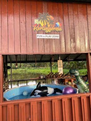 Kerlingfornia Pond View Homestay